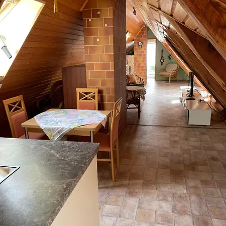 Apartment Ferienwohnung Unterm Dach Thulendorf